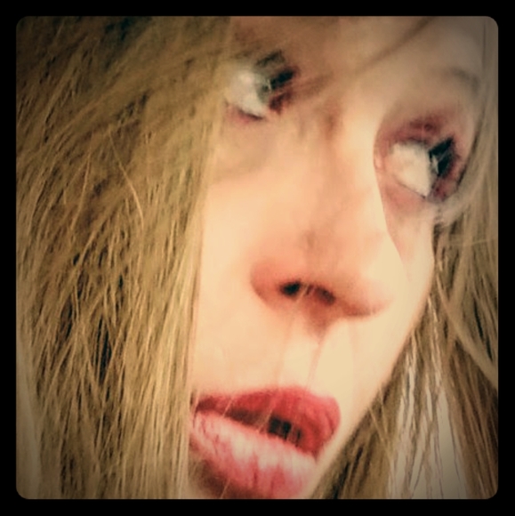 Meet your Posher, Crystal - Picture 1 of 1